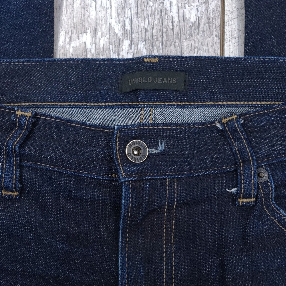 Uniqlo Jeans Men Size 33x28 Dark Blue Slim Fit Stretch Selvedge Denim - Picture 5 of 7